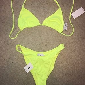 Neon Yellow Bikini ✨✨